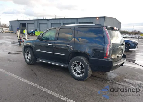 2013 GMC Yukon Denali z USA, uszkodzony, nr VIN 1GKS2EEF9DR225746